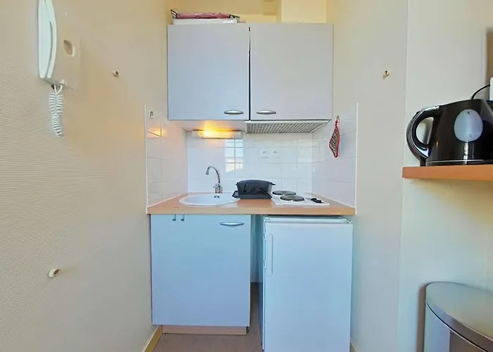 - Lr180-010 Appartement La Rochelle (Charente-Maritime)